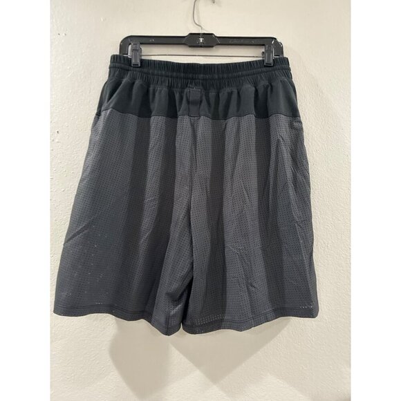 Lululemon shorts men’s Step Back Jump Short  Black LM7AEFS Active Gym Training - Picture 2 of 9